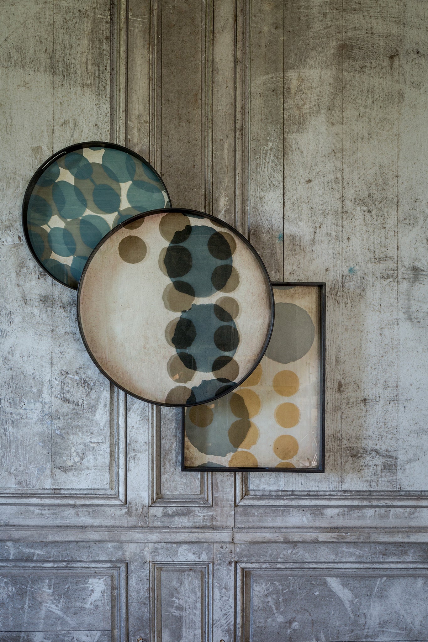 Slate Layered Dots glass tray
