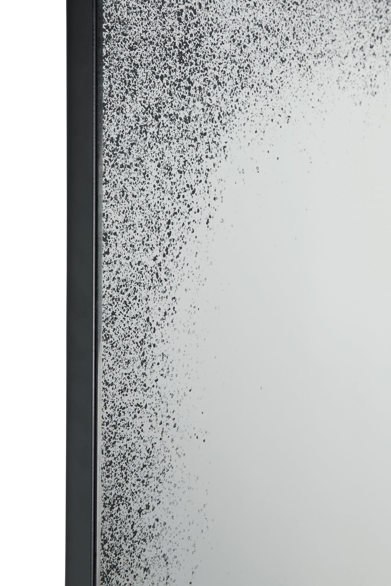Clear wall mirror