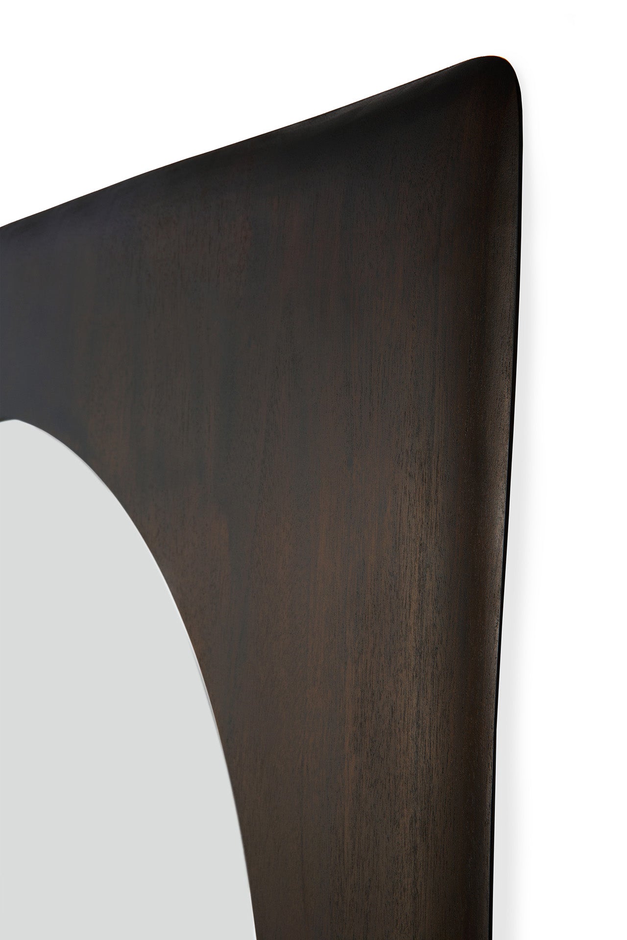 PI wall mirror