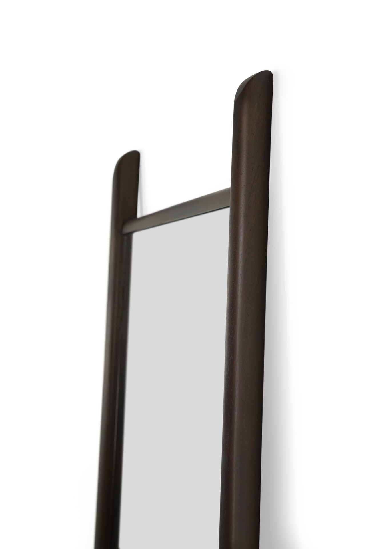 PI floor mirror