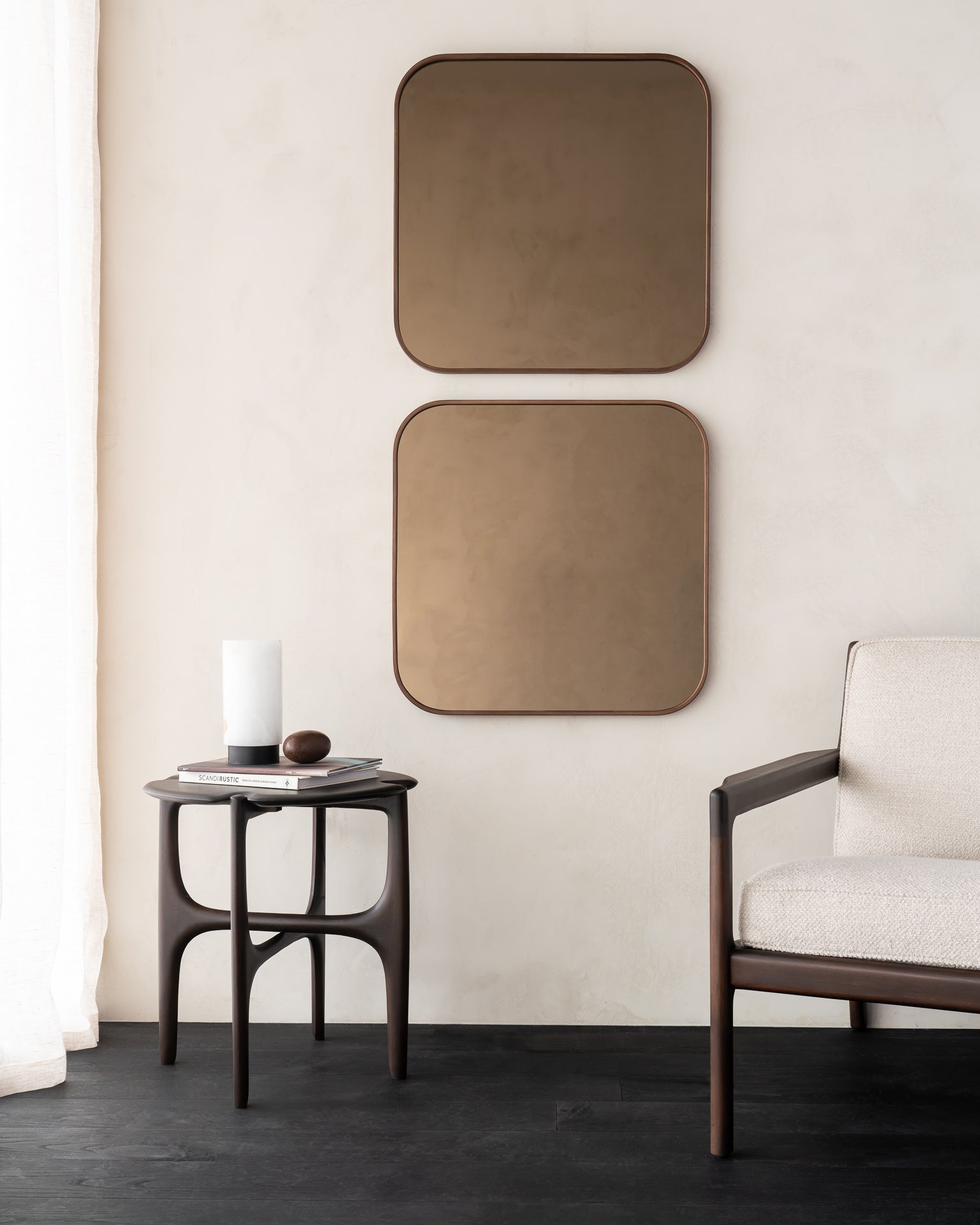 Camber wall mirror