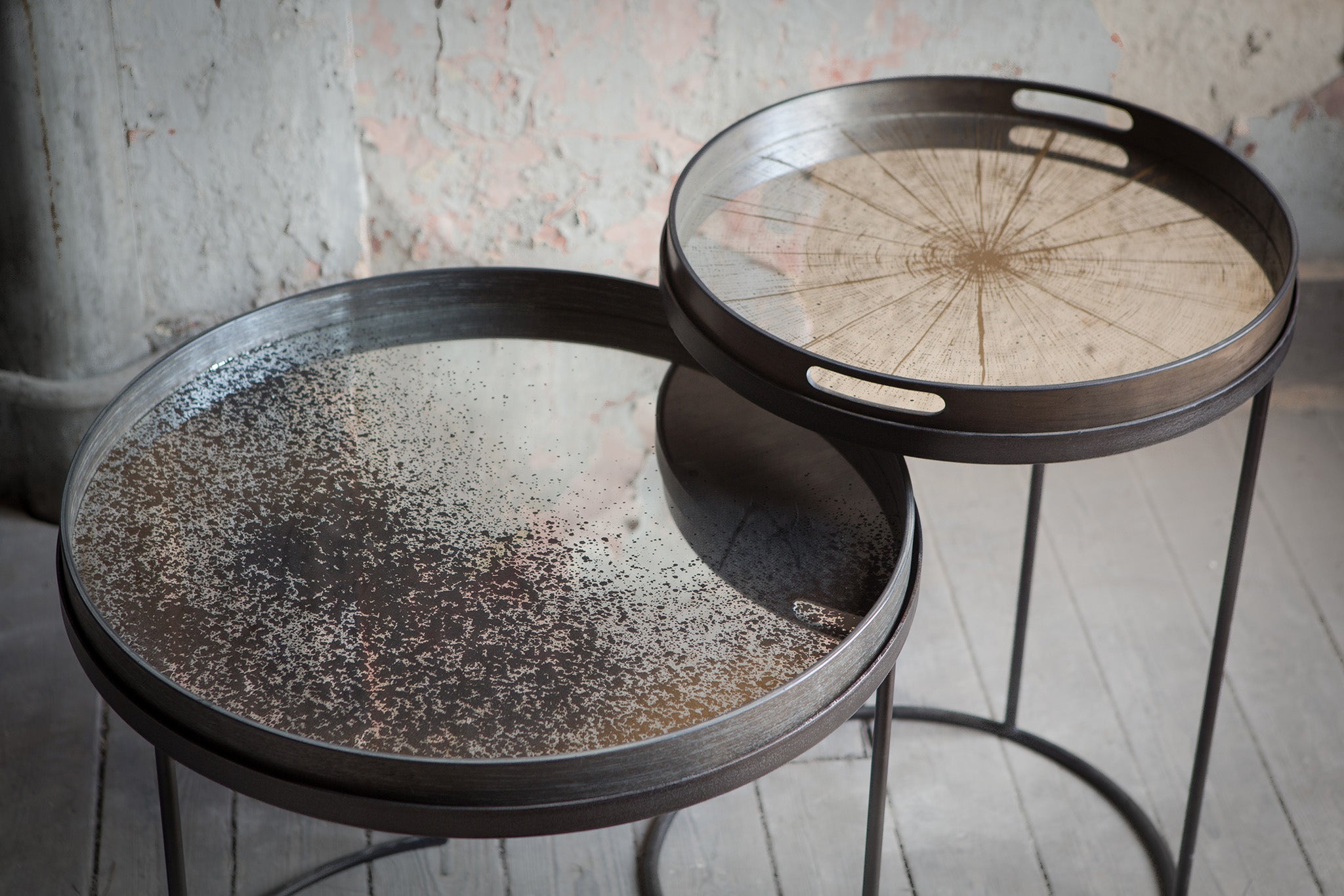 Slice mirror tray