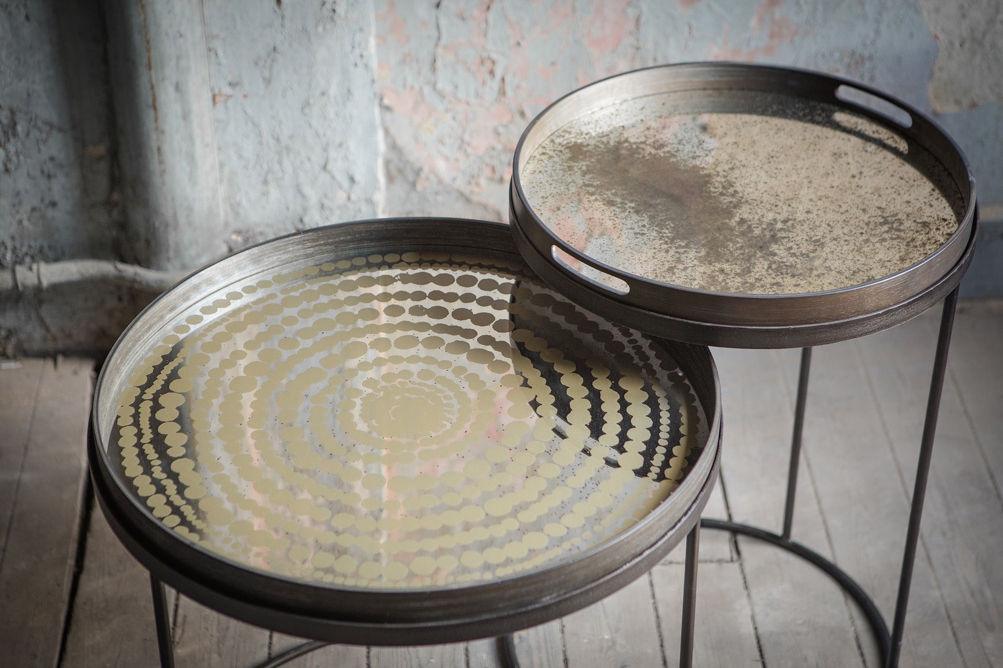 Round tray side table set (trays not included)