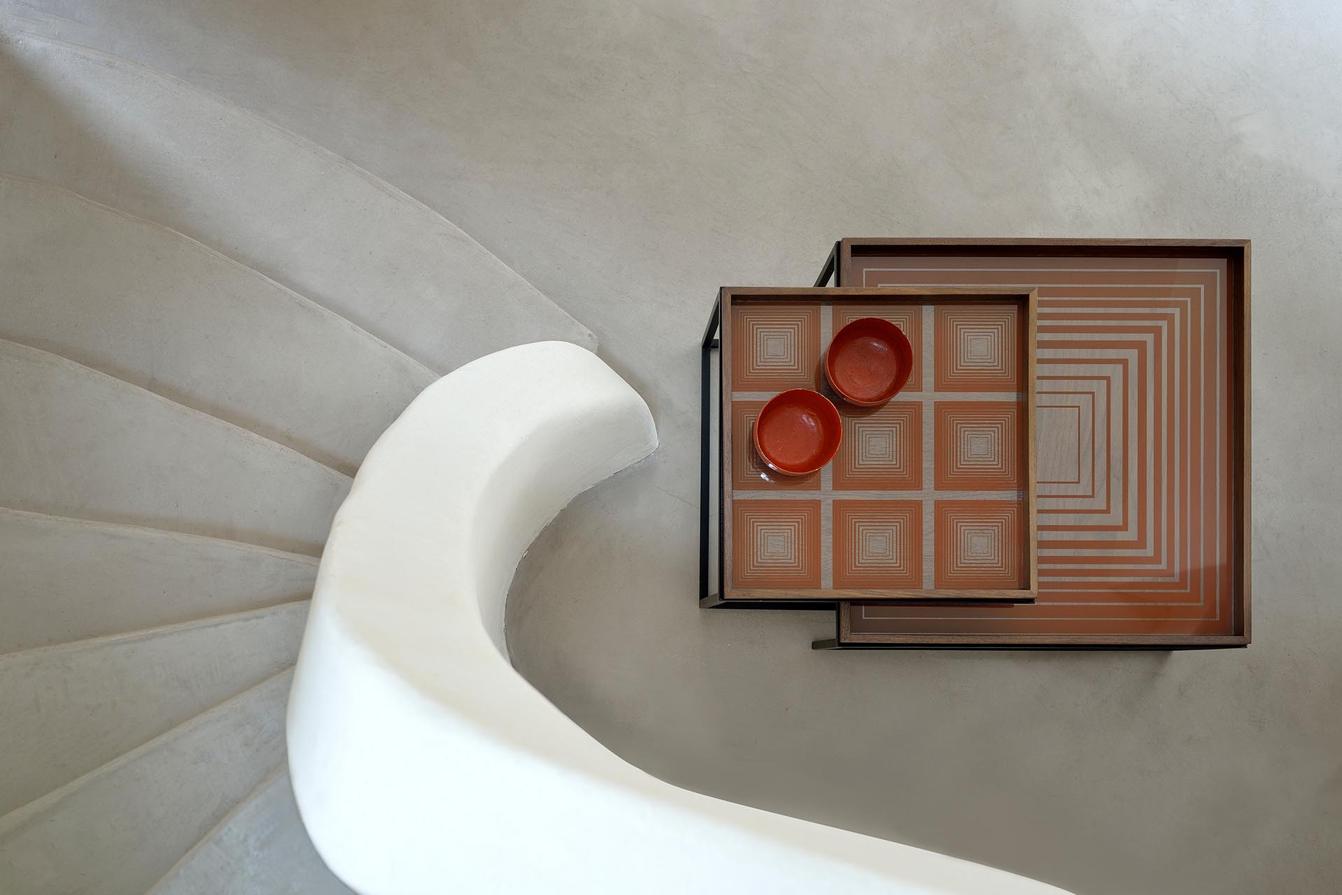 Square tray coffee table set (trays not included)