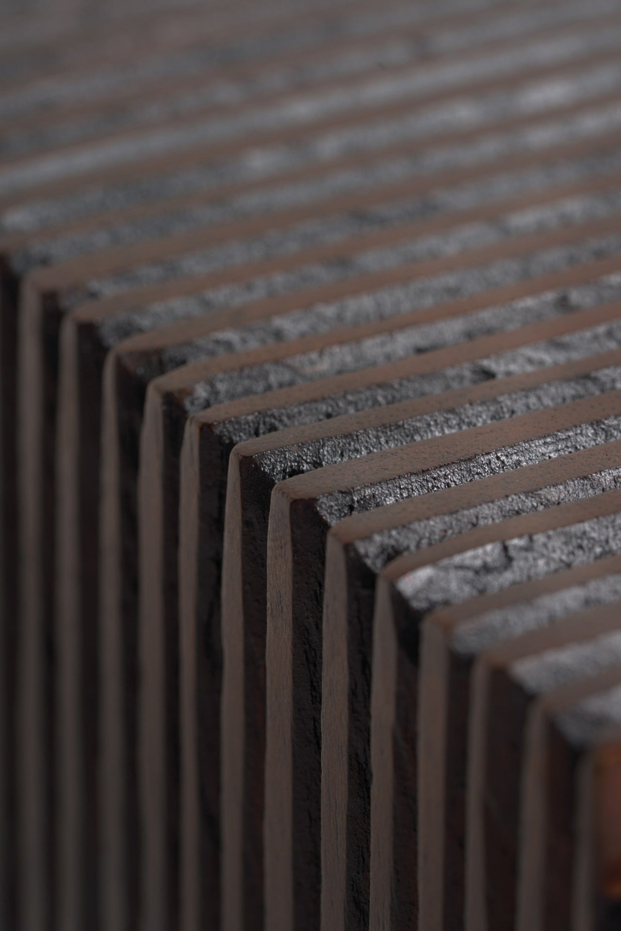 Grooves book ends