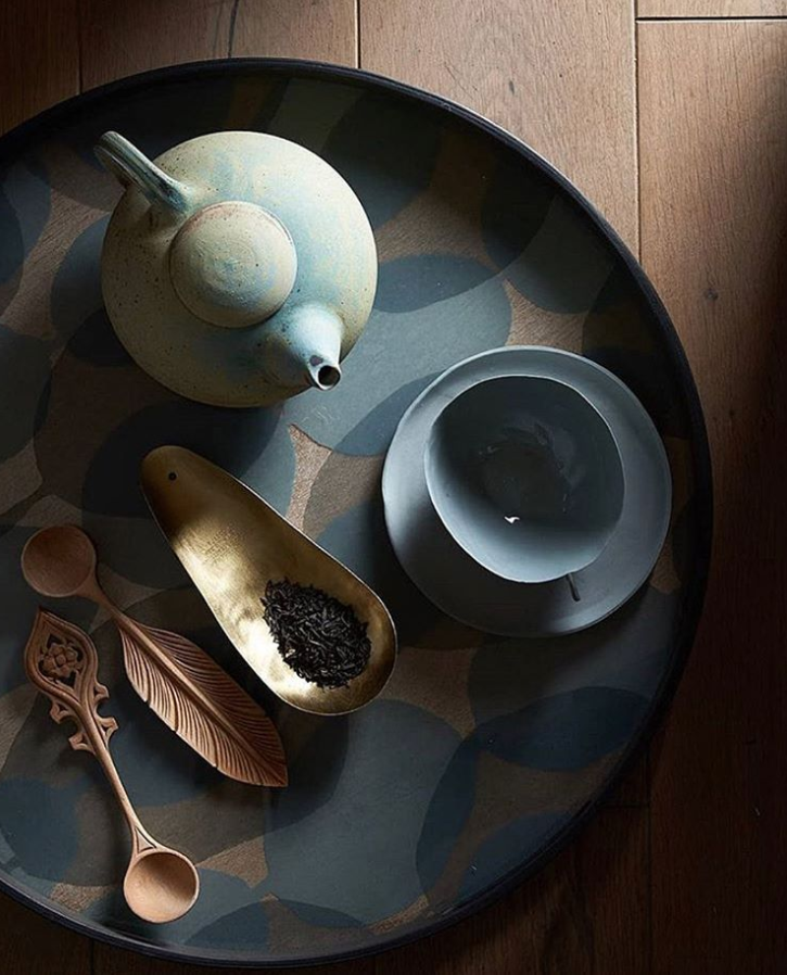 Connected Dots glass tray